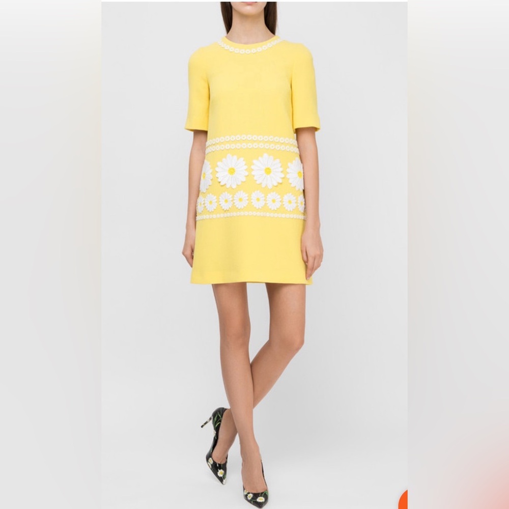 Dolce & Gabbana Yellow Daisy Appliqué Shift Mini Dress - Picture 2 of 5